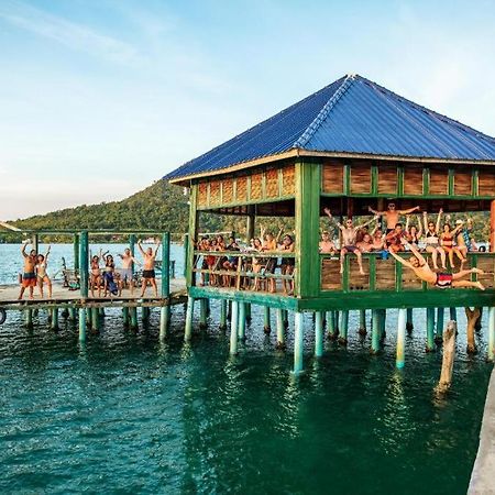 Mad Monkey Koh Rong Samloem Hostel Đảo Koh Rong Samloem Ngoại thất bức ảnh