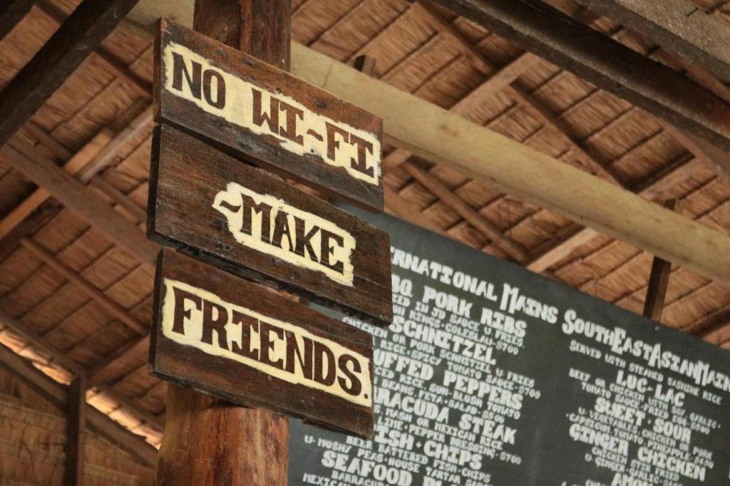 Mad Monkey Koh Rong Samloem Hostel Đảo Koh Rong Samloem Ngoại thất bức ảnh